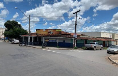 CASA COMERCIAL/RESIDENCIAL DE ESQUINA – VILA BRASÍLIA