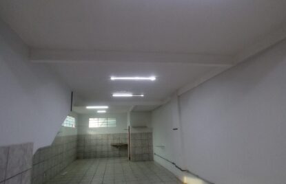 Sala comercial com 80 m² em Abadia de Goias-GO